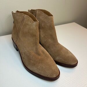 DOLCE VITA Ankle Bootie Sz 8 Brown Taupe Suede Leather Block heel with zipper